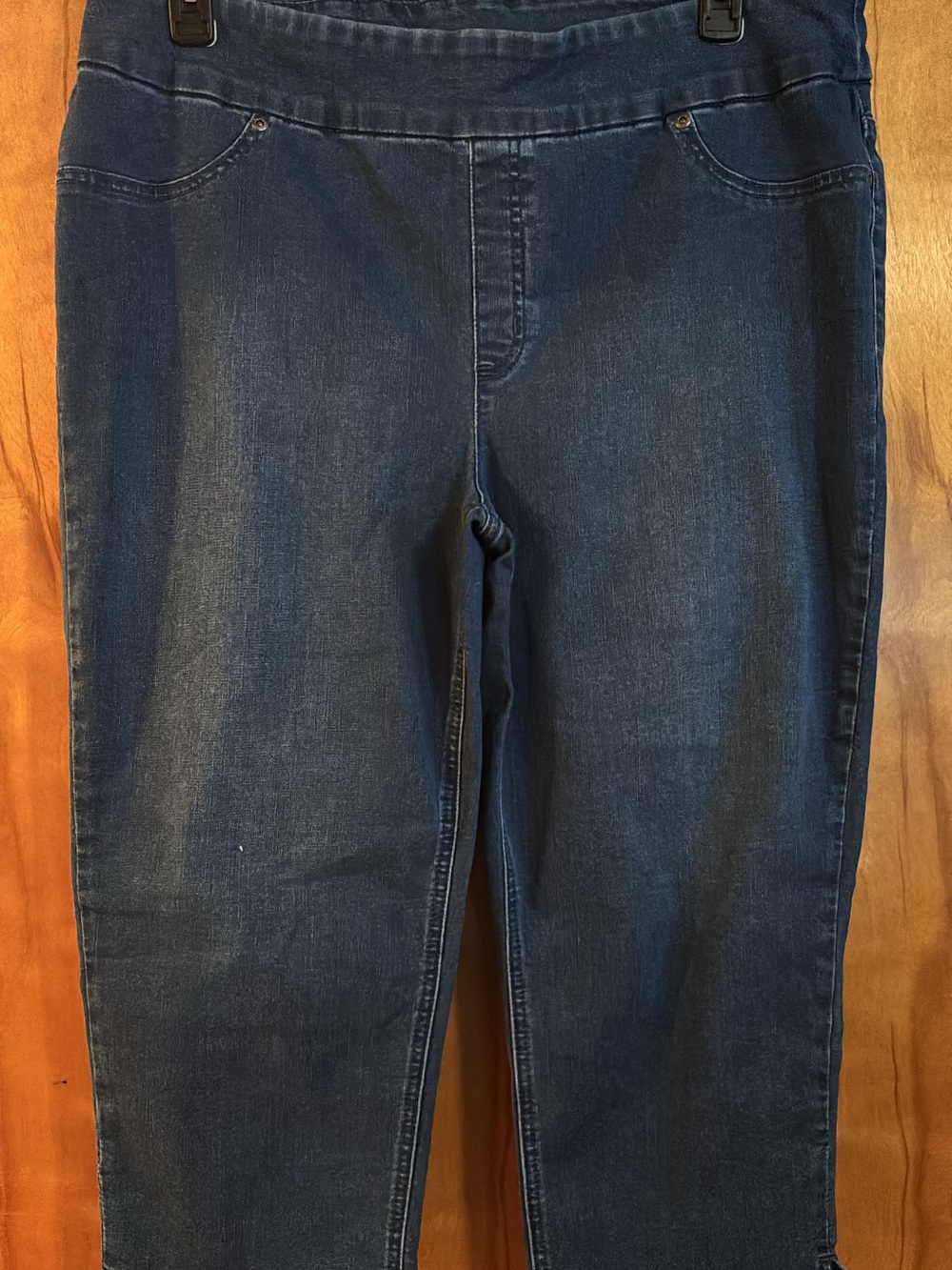Chico’s Women’s Dark Blue Stretch Capri Jeans